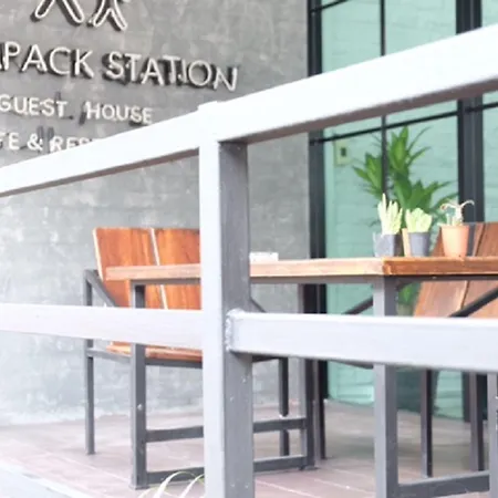 Backpack Station-2